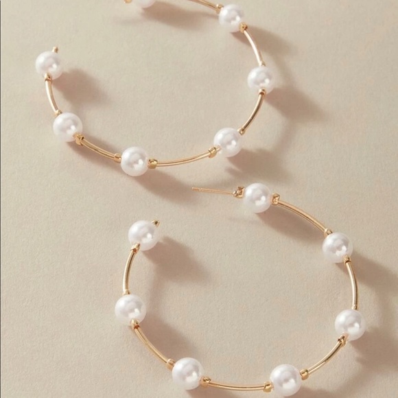 1 pair Faux Pearl Decor Cuff Hoop - Picture 2 of 3